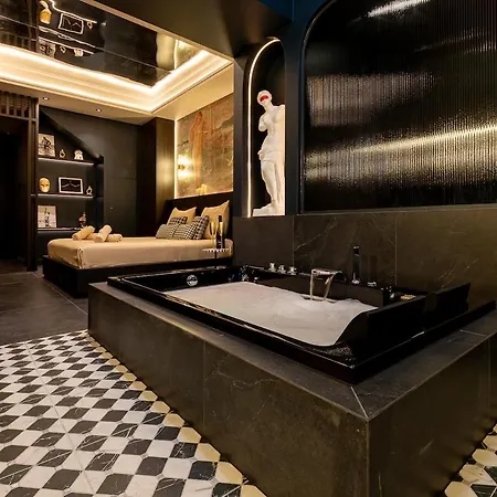 Pablo Designer With Whirlpool Bathub, 4 People Lejlighed *