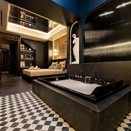 Pablo Designer With Whirlpool Bathub, 4 People شقة فالوريس