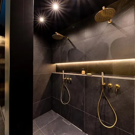 شقة Pablo Designer With Whirlpool Bathub, 4 People