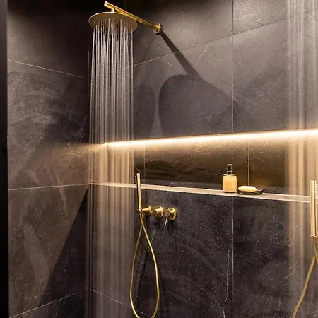 شقة Pablo Designer With Whirlpool Bathub, 4 People *